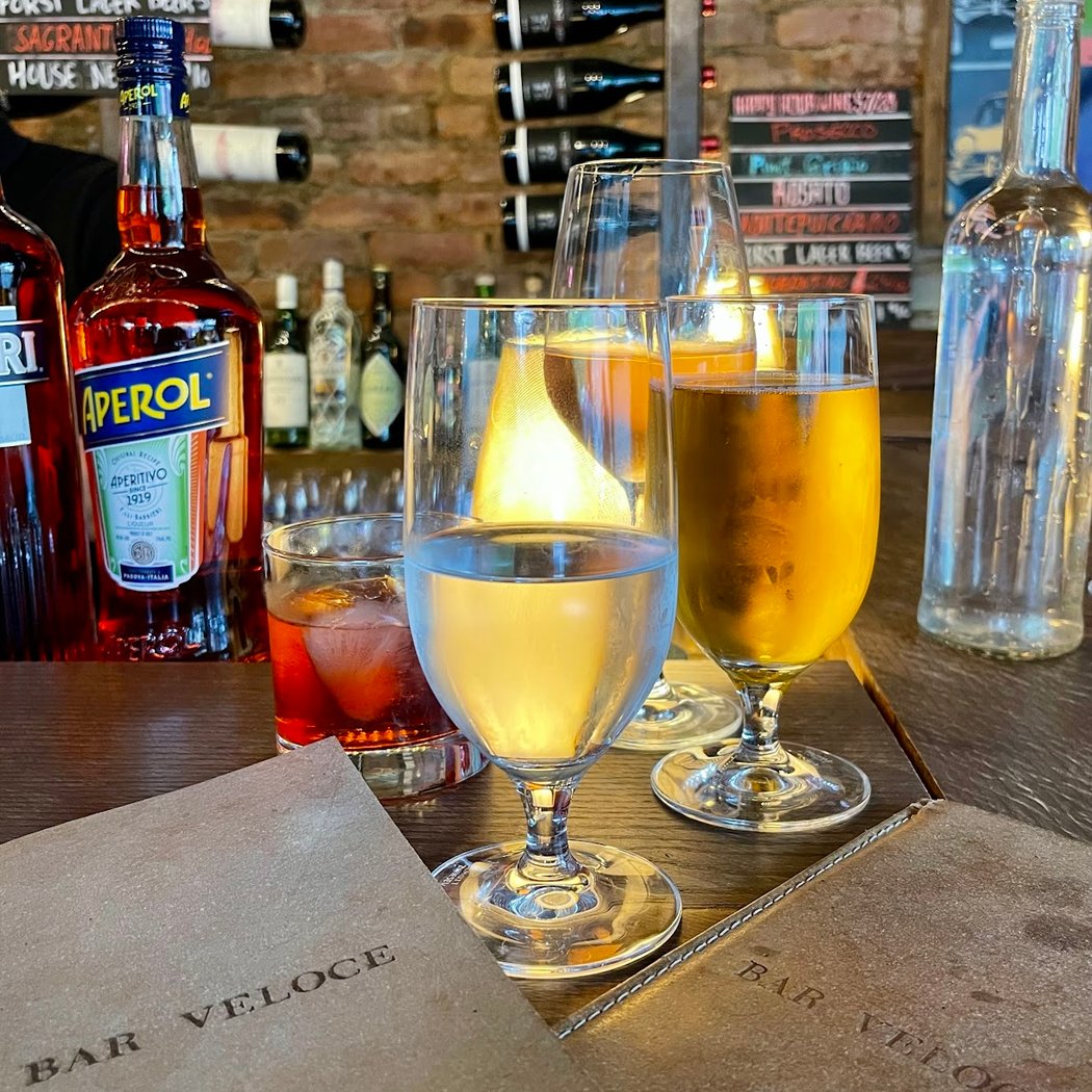 Bar Veloce 4