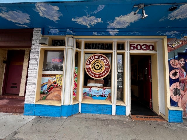 House of Bagels 3