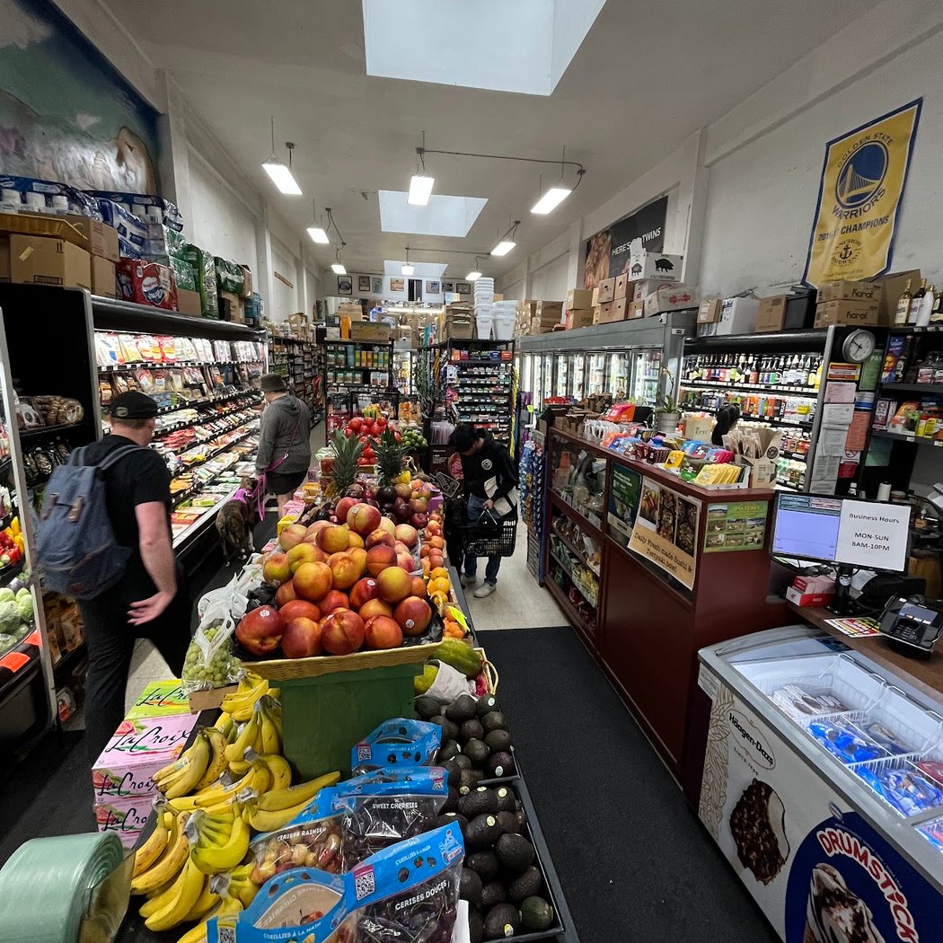 Bush Market 3