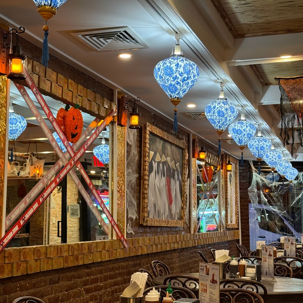 Hola La Pho 3