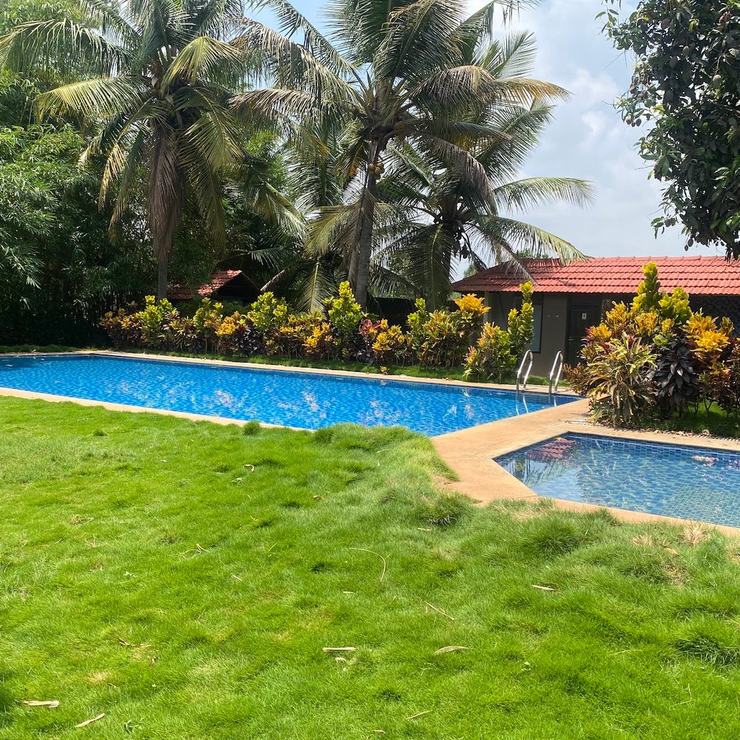 The Grand Resorts 1