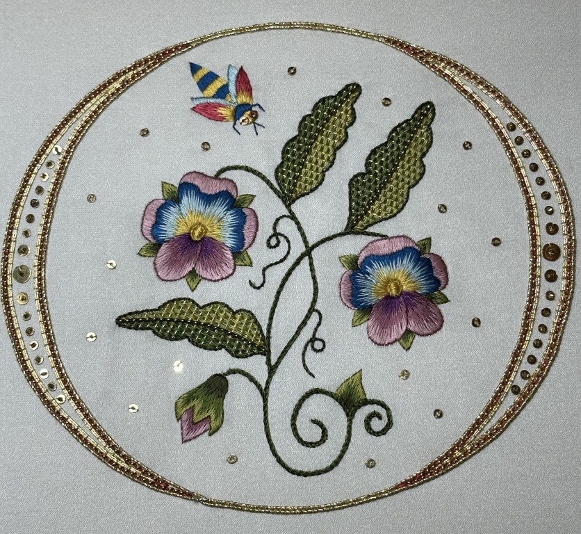 Hand Embroidery Group Class Level 0: Embroidery Social 3