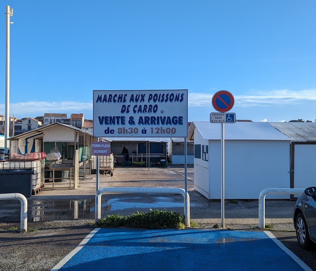 Marché aux Poissons, vente directe du pêcheur au consommateur 2