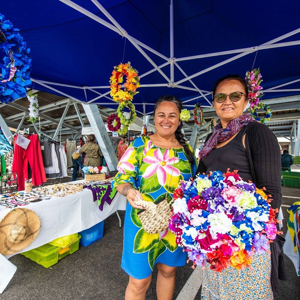 Marché municipal avec vide-greniers 3
