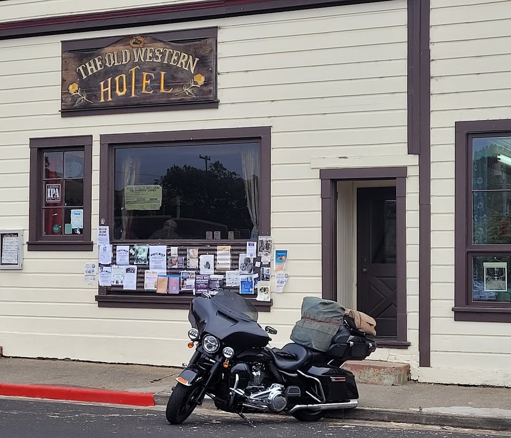 Old Western Saloon 2
