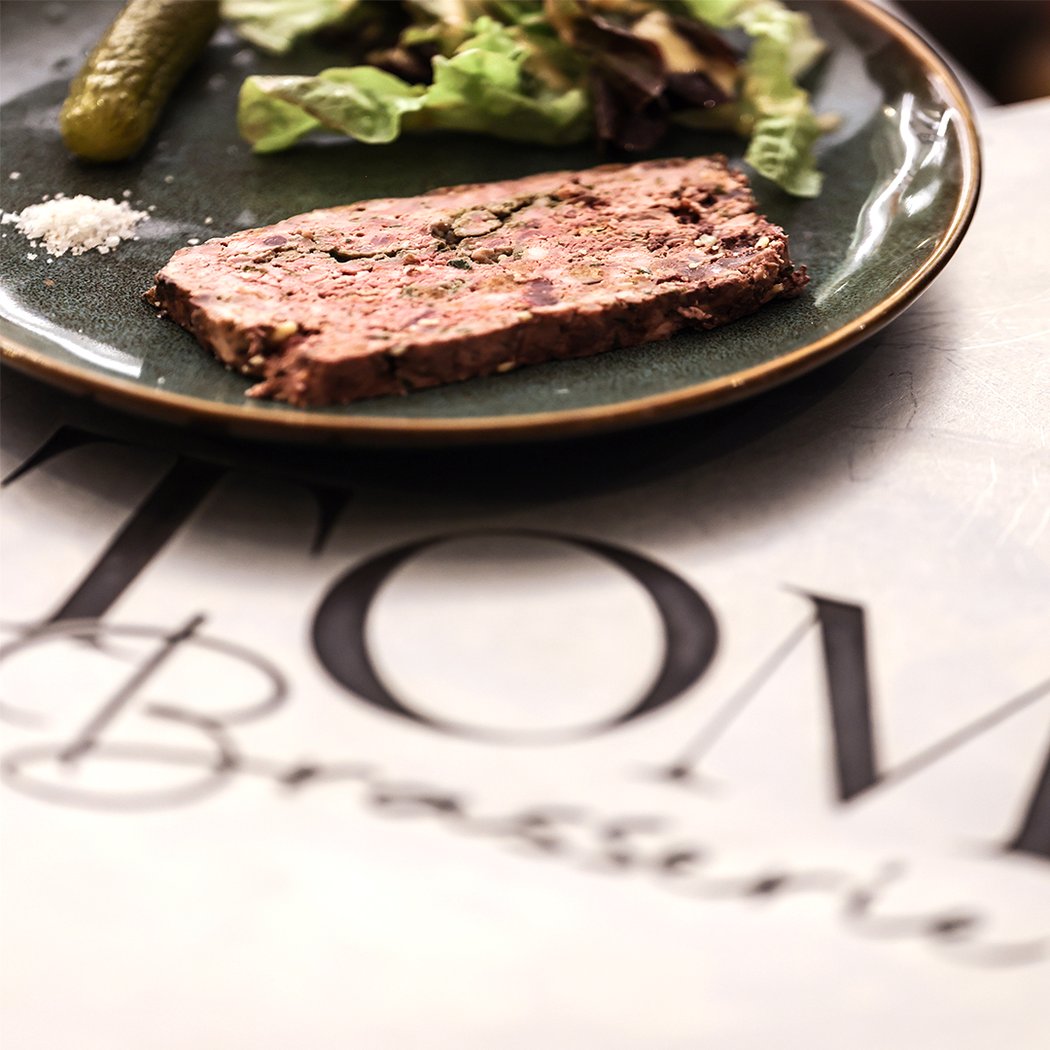 Tom Brasserie 1