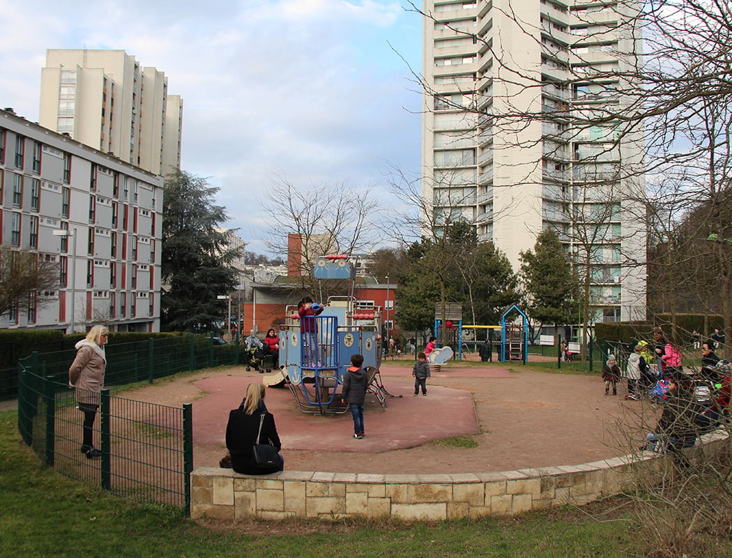 Square du Doisu 2