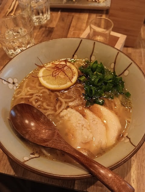 Neko Ramen Green 3