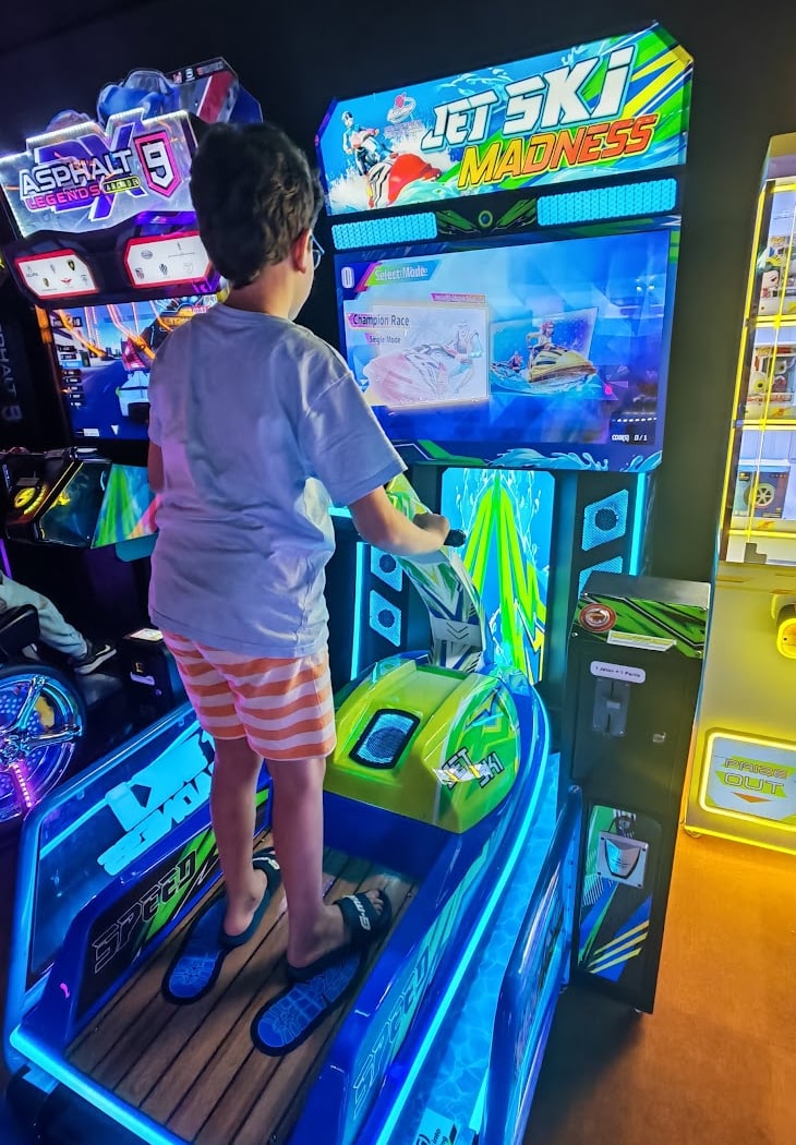 Games Centers / Salle arcade et jeux VR 1