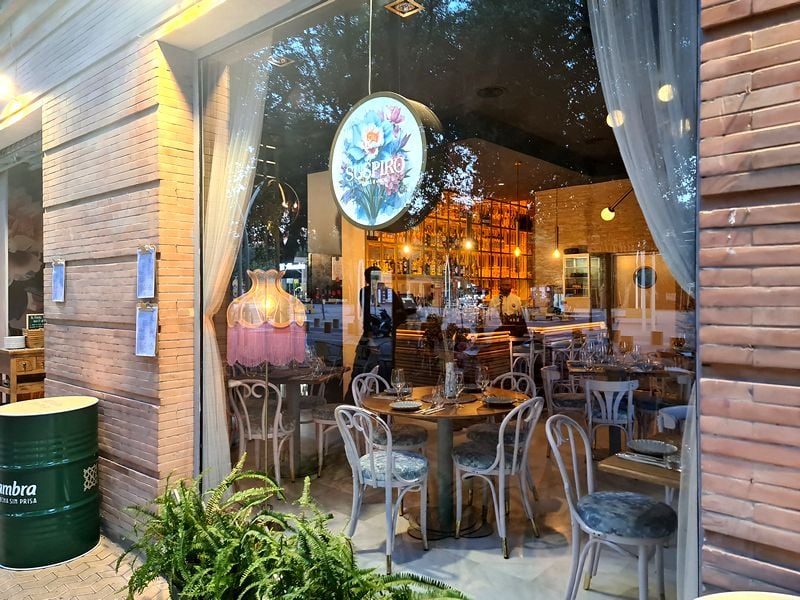 SUSPIRO. Tapas & Vinos 2
