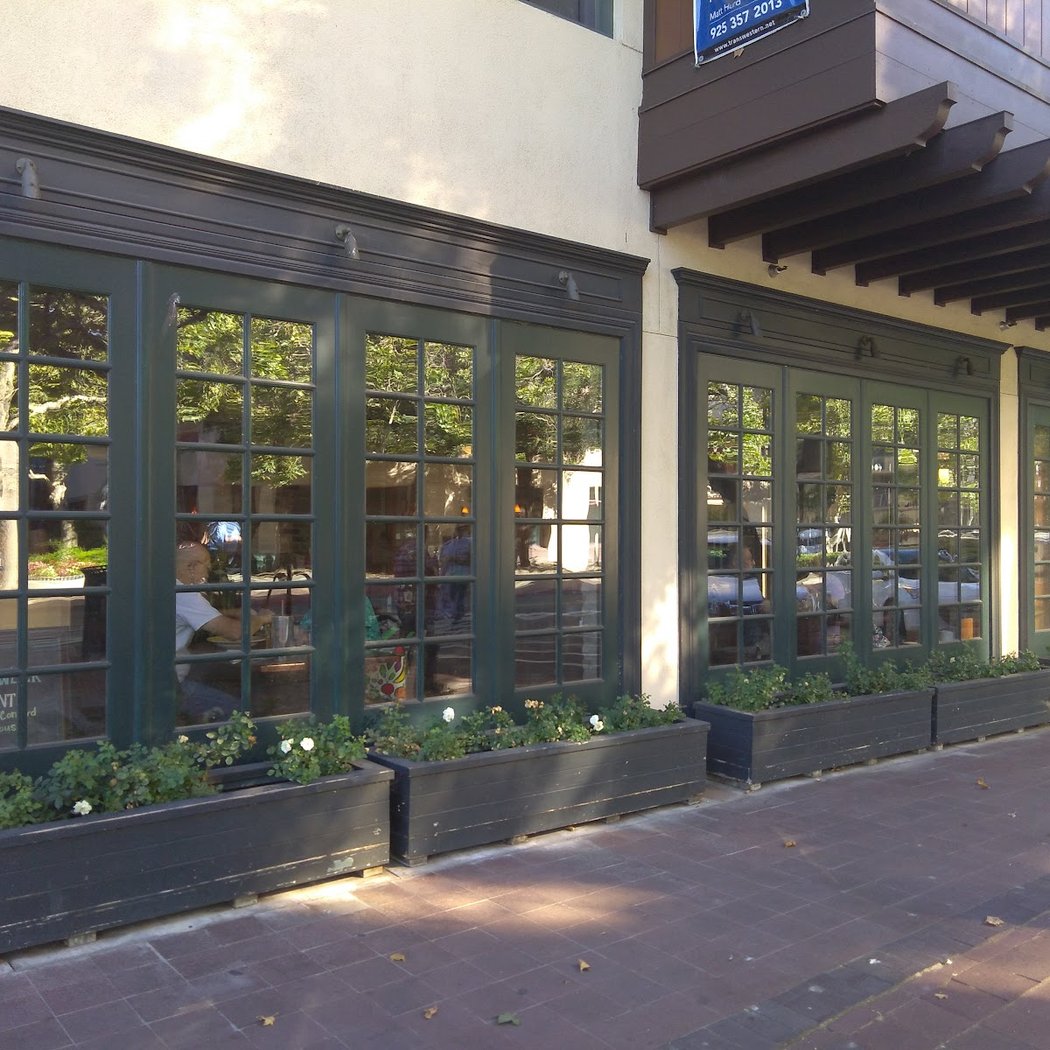 E.J. Phair Brewing Company Concord Alehouse 2