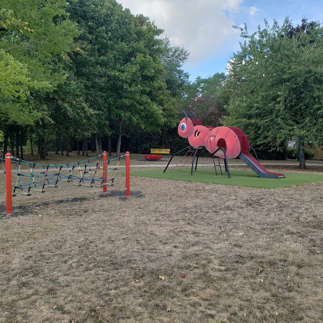 Aire de jeux pour enfants 2