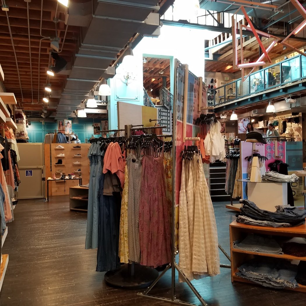 Urban Outfitters 3