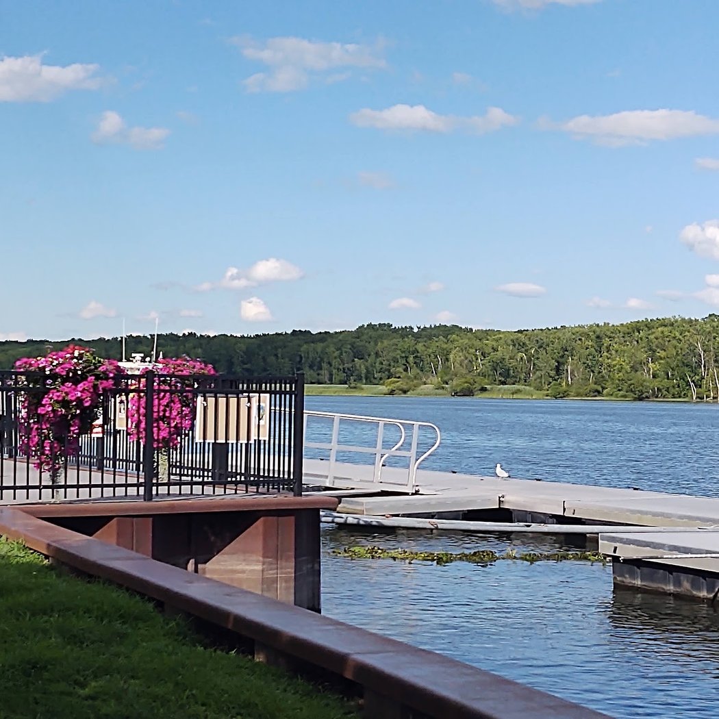Waterfront Wednesday: Free Community Hudson-Athens Lighthouse Trips 3