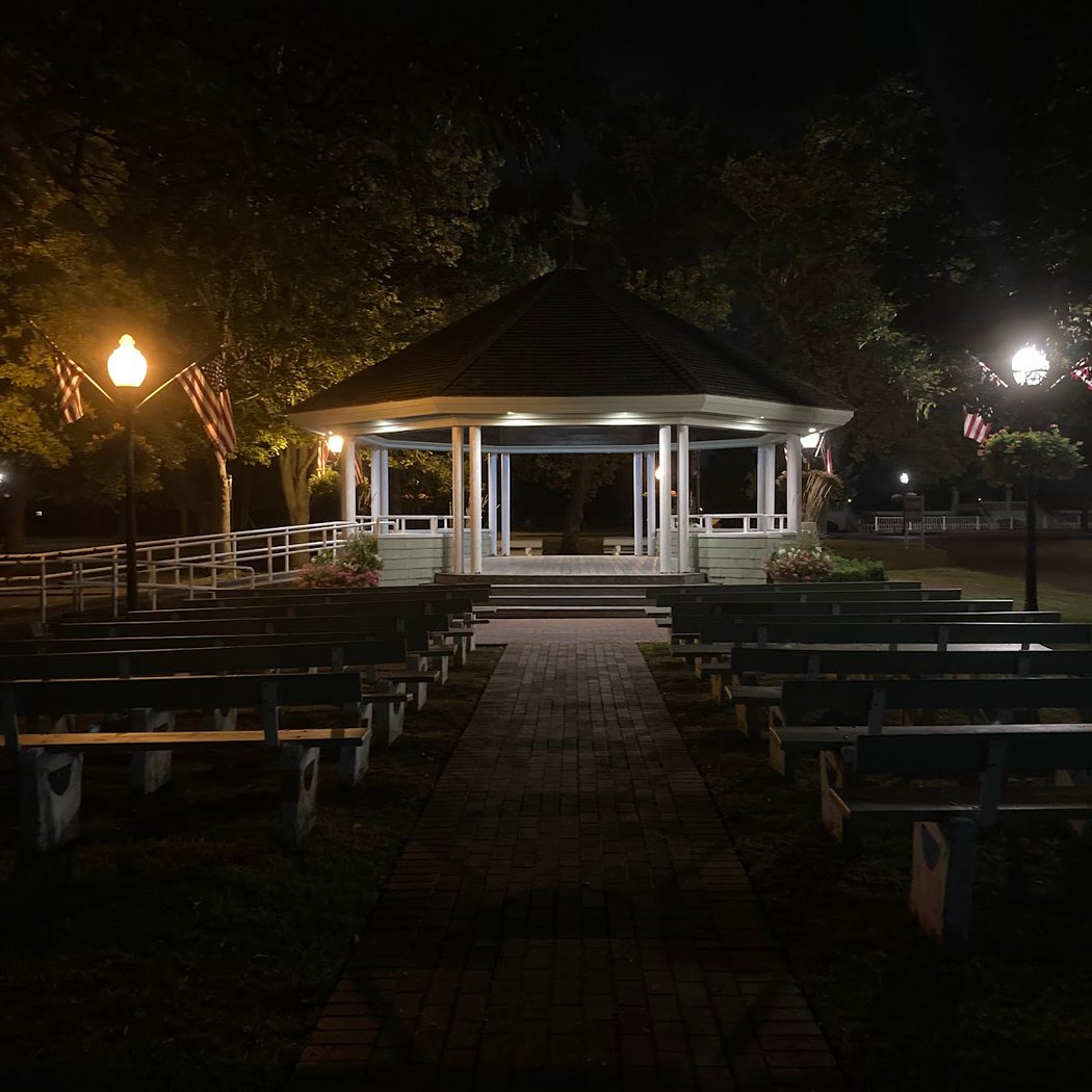 Babylon Village Gazebo 1