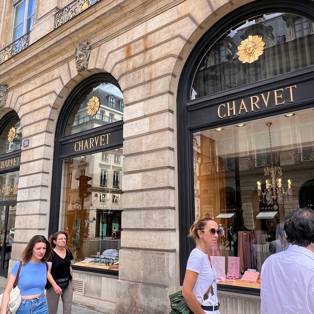 Charvet 4