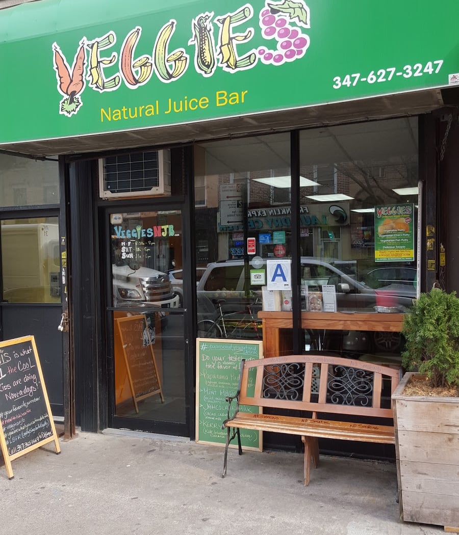 Veggies Natural Juice Bar 2