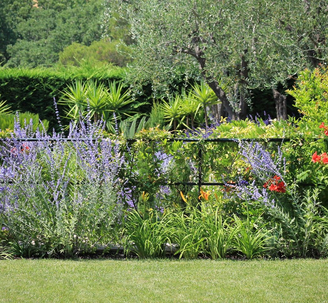 Riviera Gardens - Landscape Design on the French Riviera 2