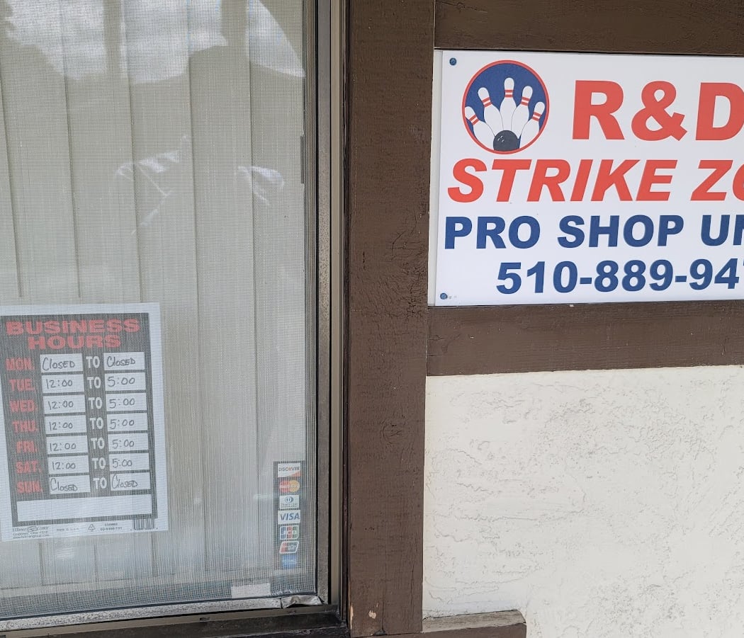 R & D Strike Zone Bowling Pro Shop 2