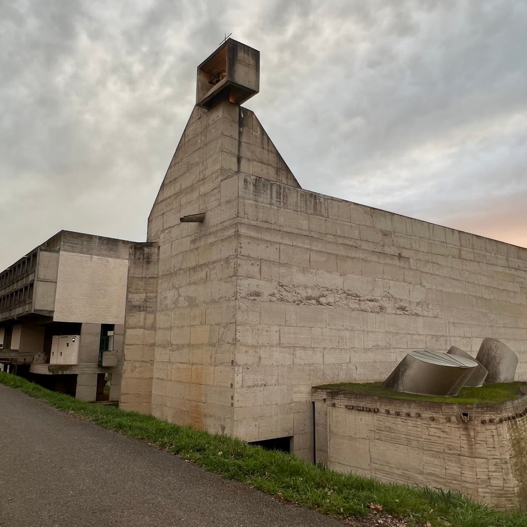 La Tourette 3