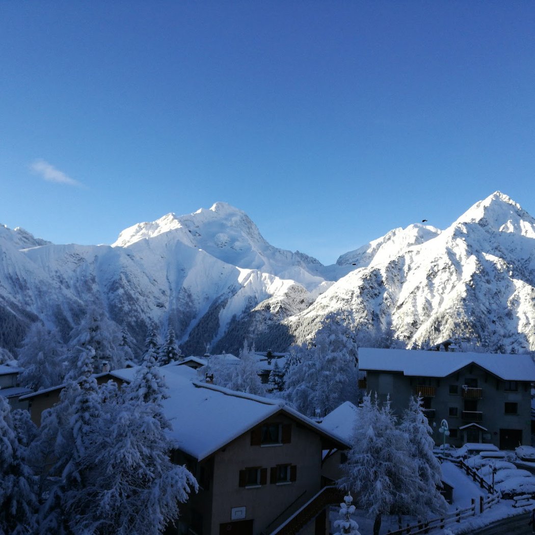La Grotte Du Yeti - Les 2 Alpes 3
