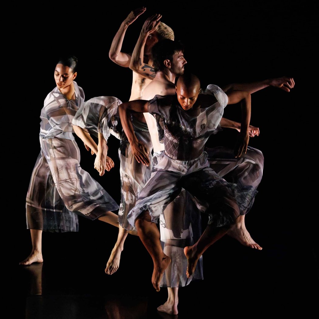 TRISHA BROWN DANCE COMPANY - Dancing with Bob
