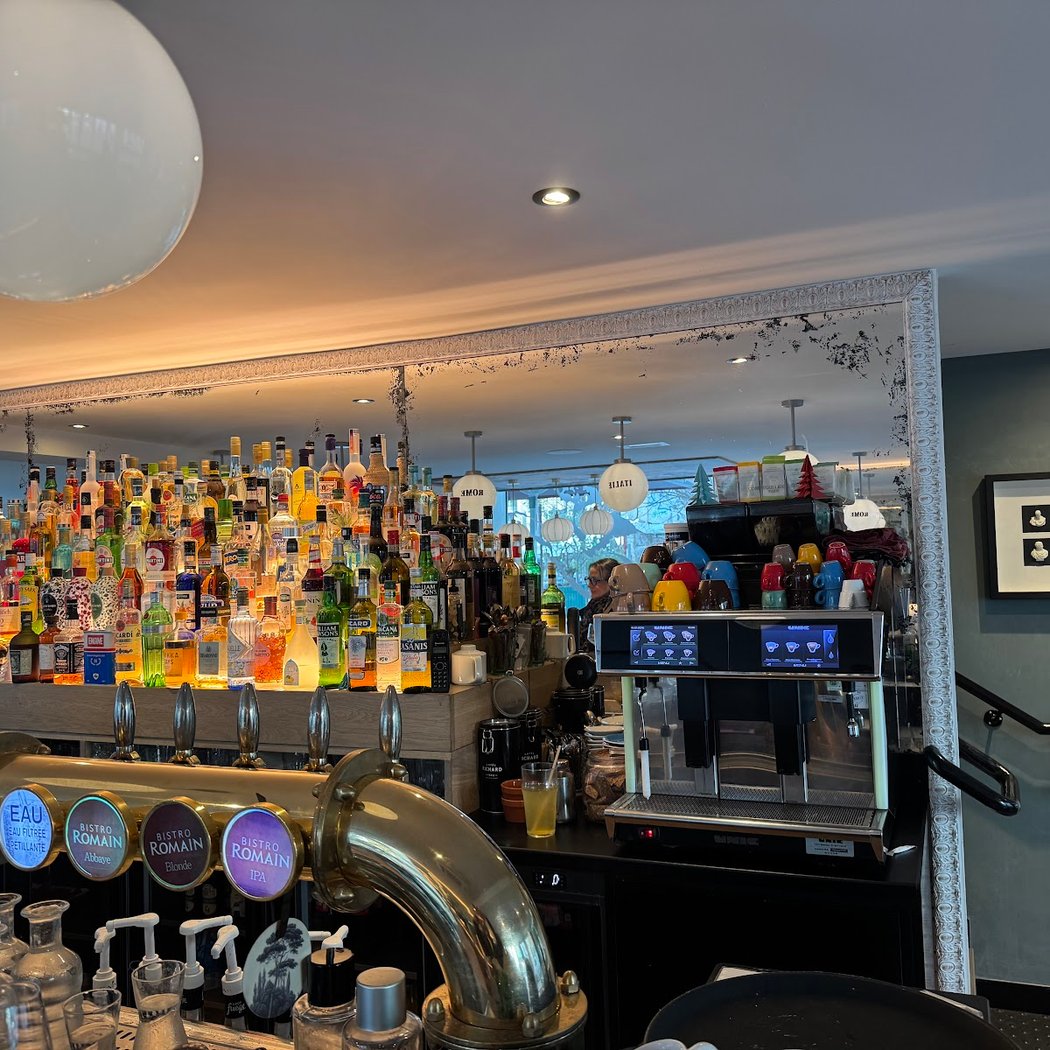 Bistro Romain Clichy 3