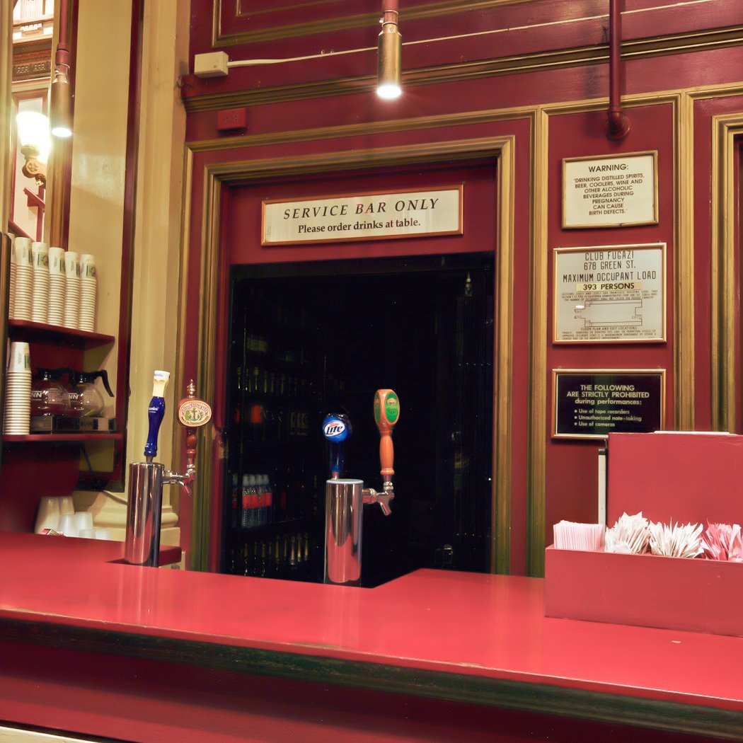 Beach Blanket Babylon 3