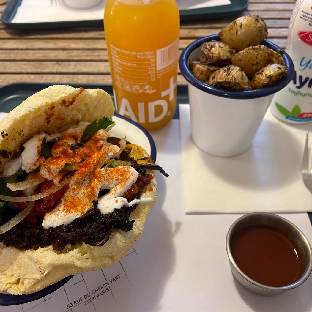 Claudine— Le sandwich méditerranéen à cuisson lente 3
