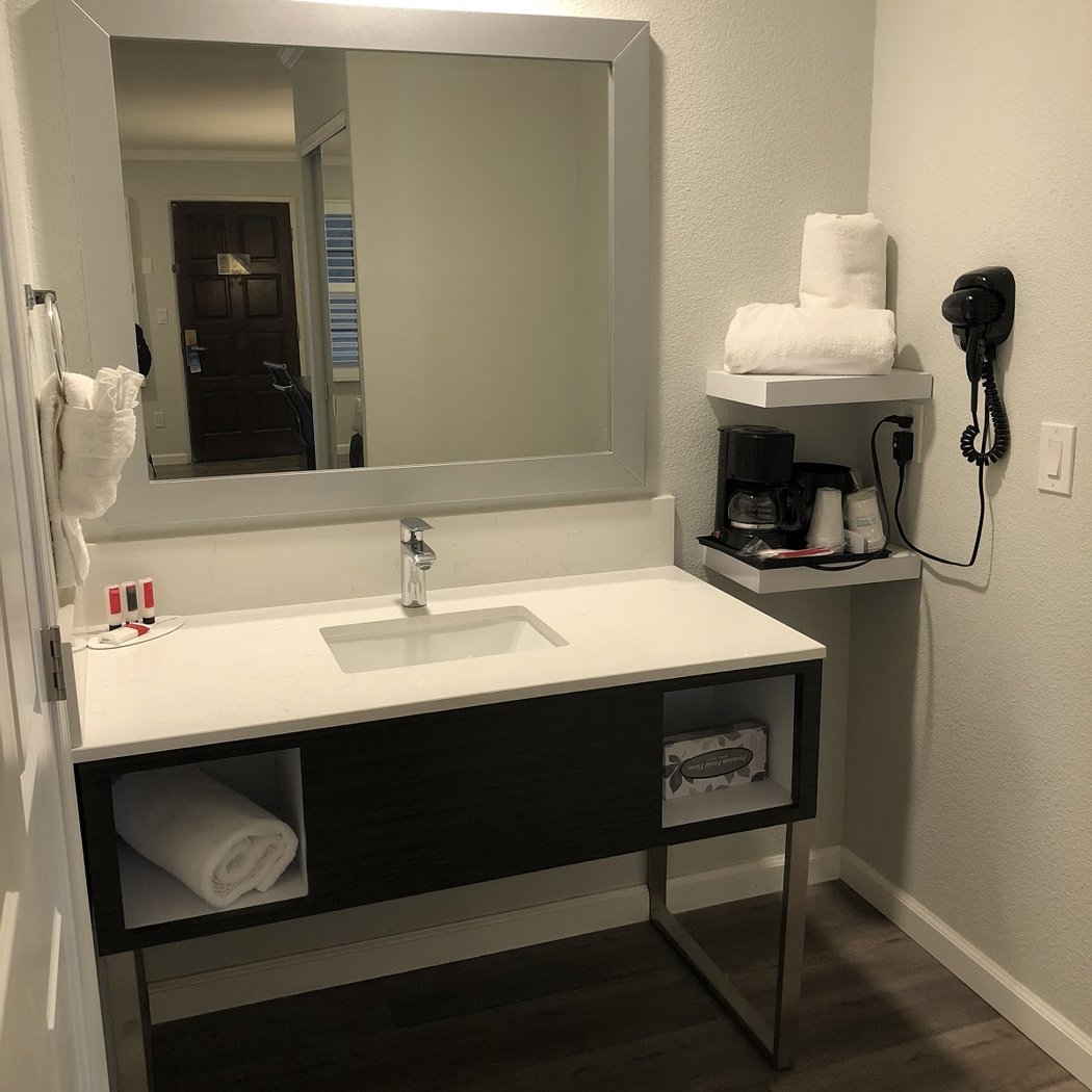 Baymont Inn and Suites Milpitas/San Jose 2