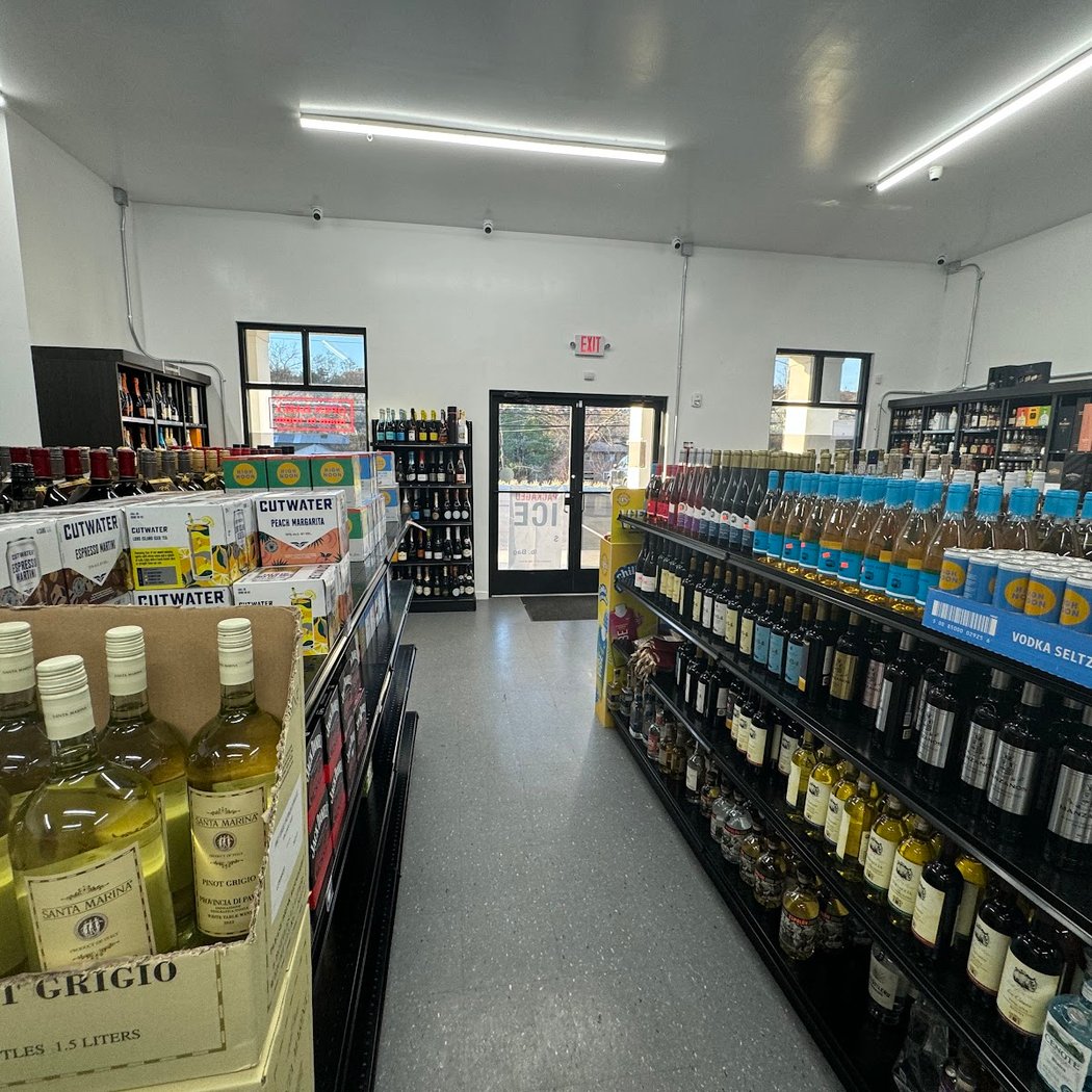 9W Wine and Liquor 2
