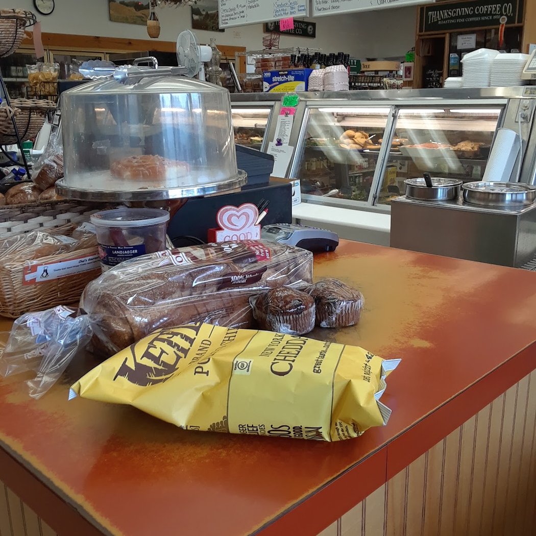 Oakmont Village Market 1
