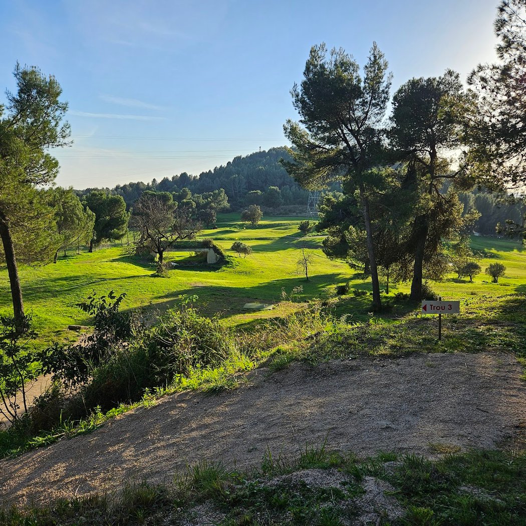 Golf de Saint-Roman Beaucaire 2