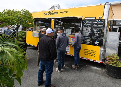 La Piñata Taqueria 2