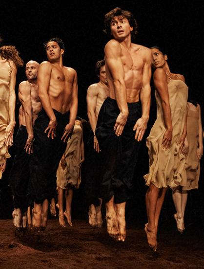 Tanztheater Wuppertal Pina Bausch 2