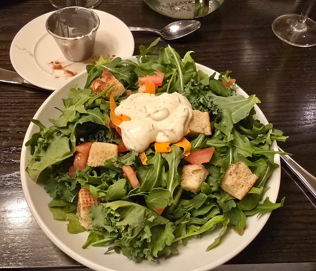 Farmers Creekside Tavern & Inn 3
