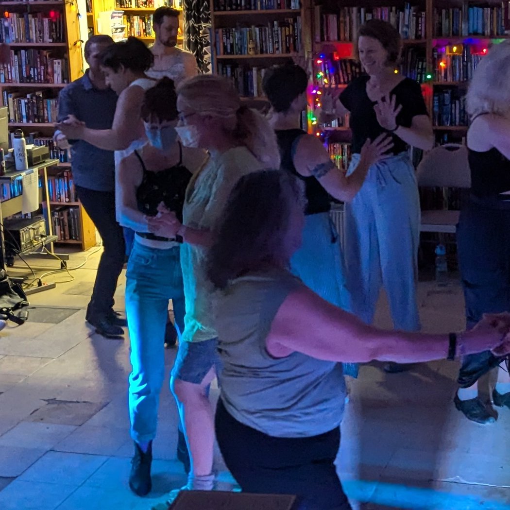 Blues Dance Lesson and Social - Bluesy Tuesy 1