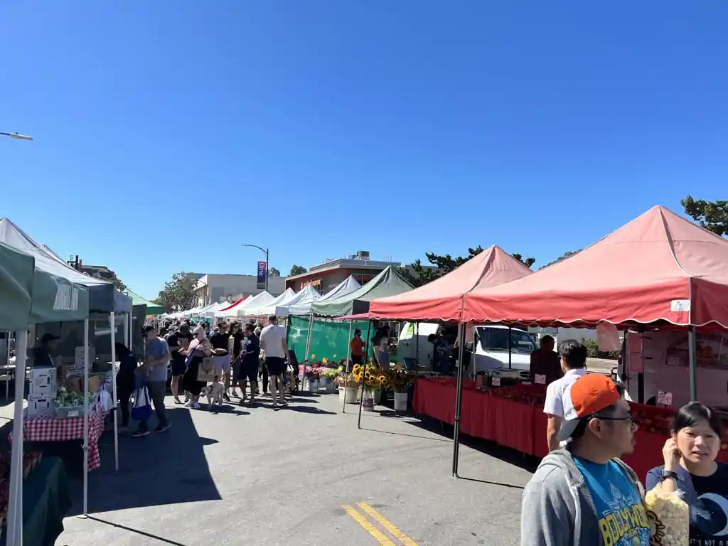 Burlingame Fresh Market 3