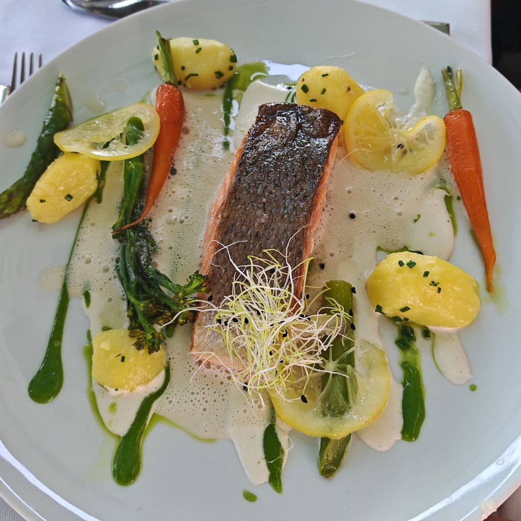 Tim's Restaurant 3