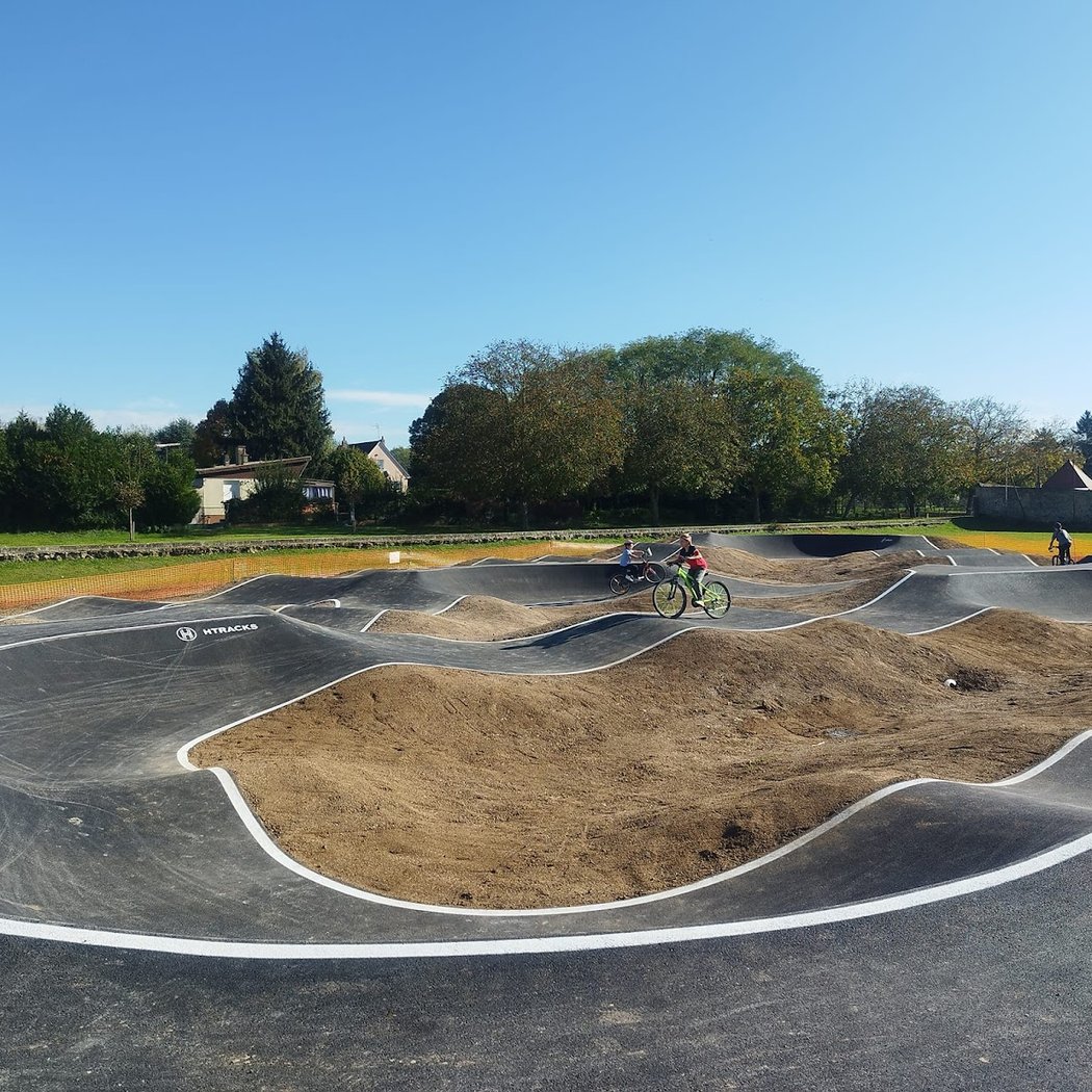Pumptrack de Villenauxe-la-Grande 1