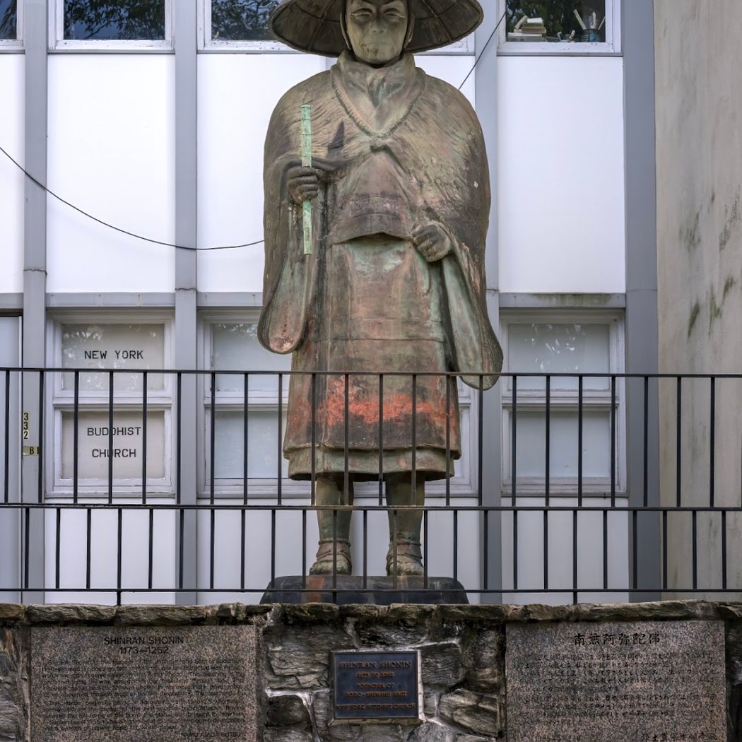 Shinran Shonin Statue 1