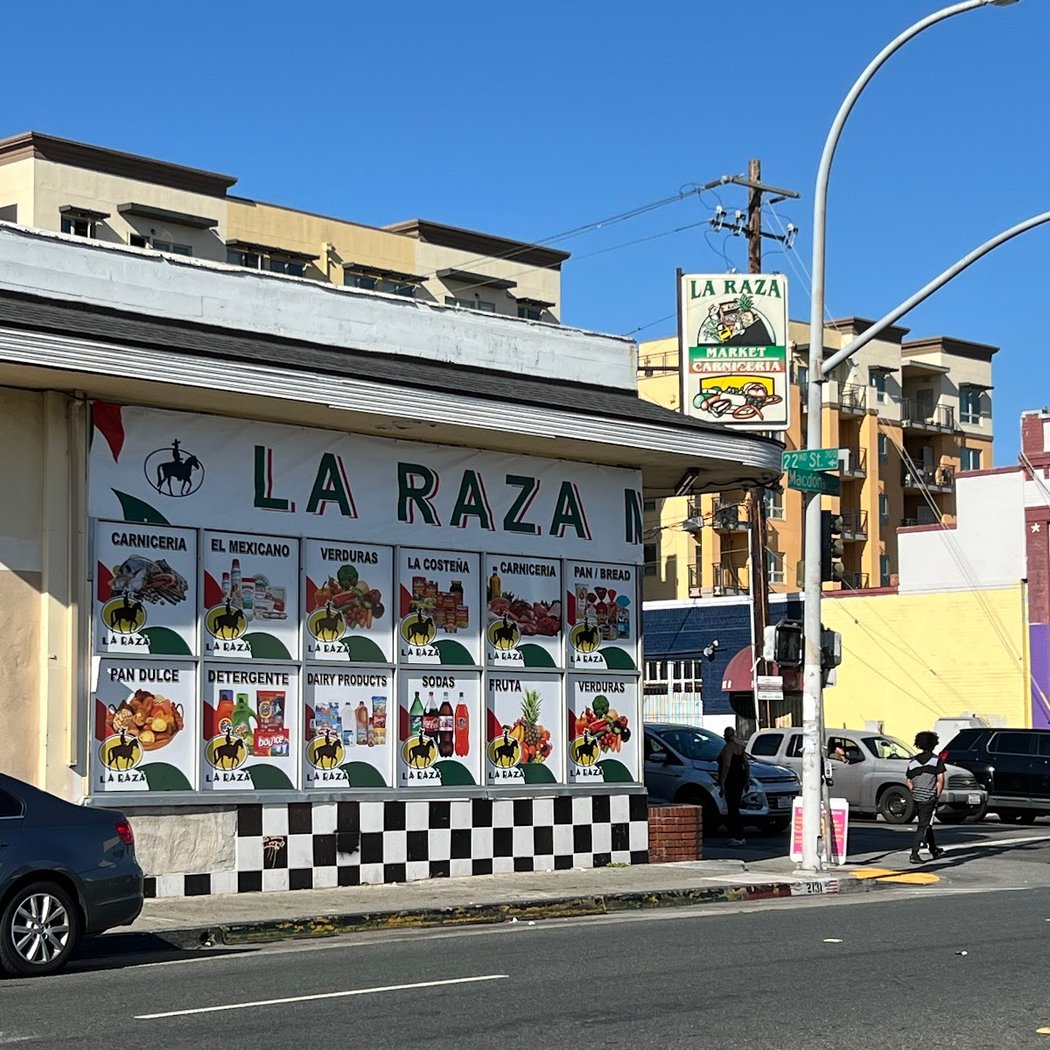 La Raza Market 2