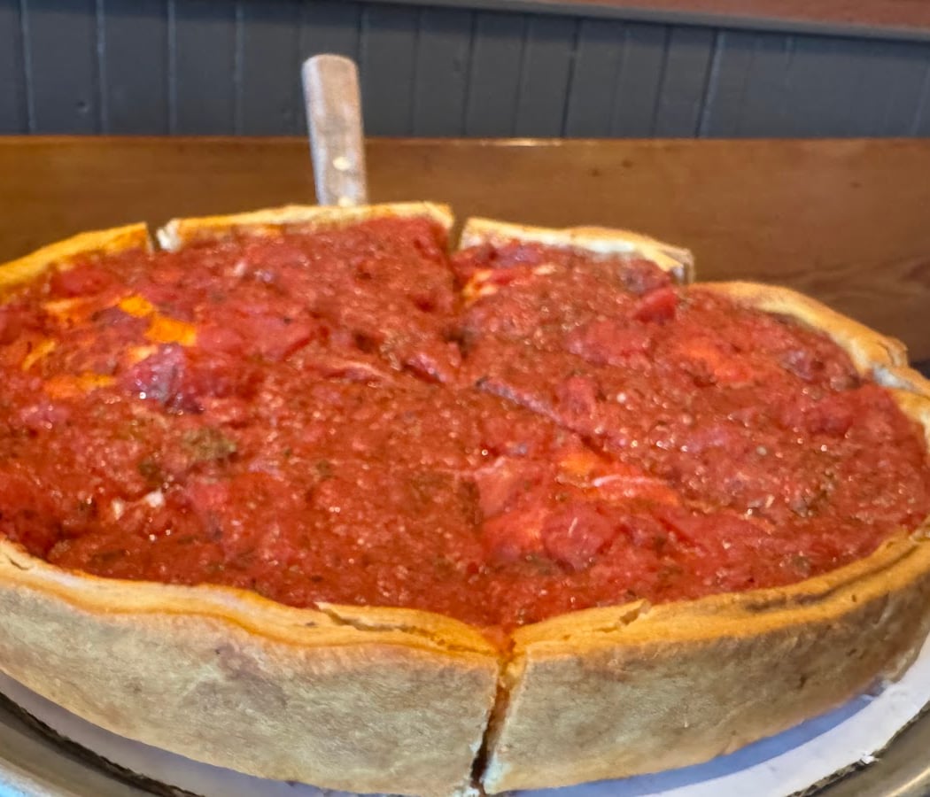 Zachary's Chicago Pizza 3