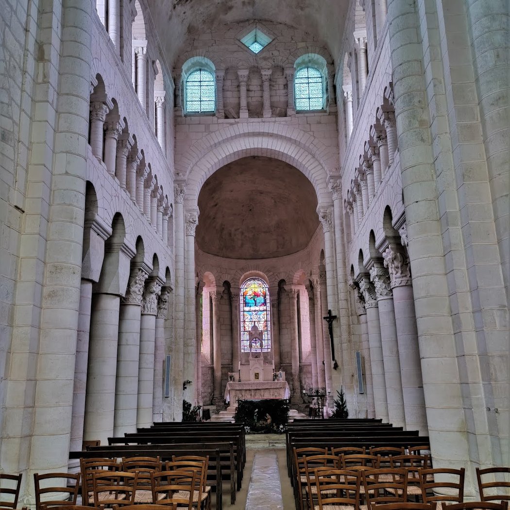 Abbatiale Saint-Genou de Saint-Genou 3