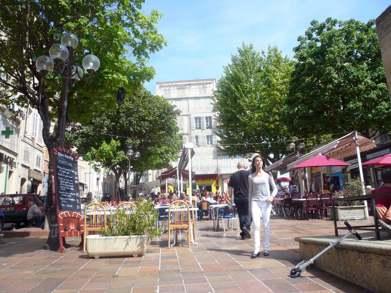 Place de Lenche 2