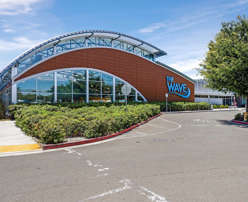 The Dublin Wave Waterpark and Aquatic Center 3