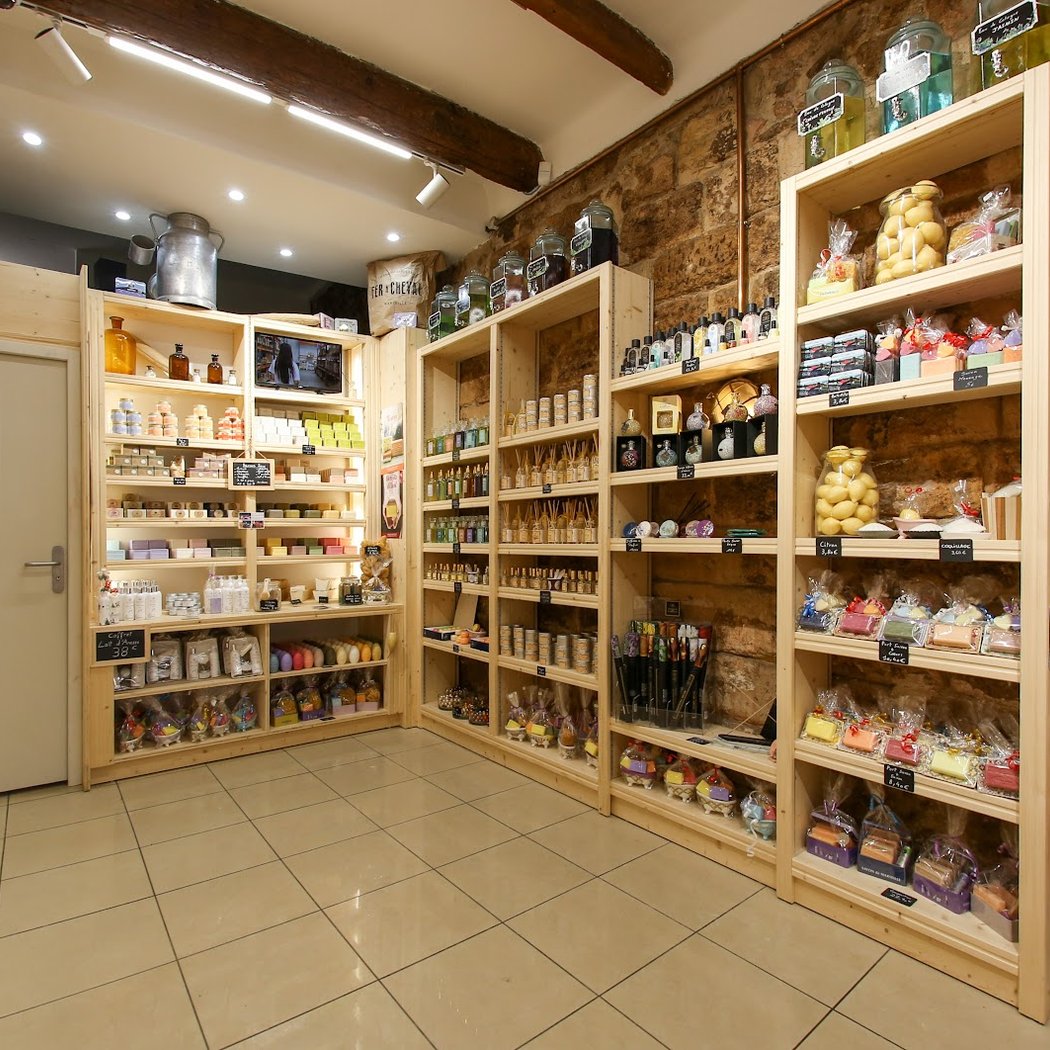 La Savonnette Marseillaise boutique vieux port de Marseille 3