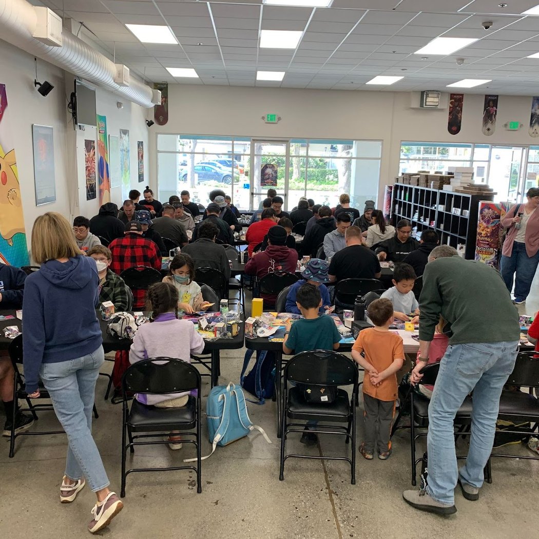 Card Shop Santa Clara 1