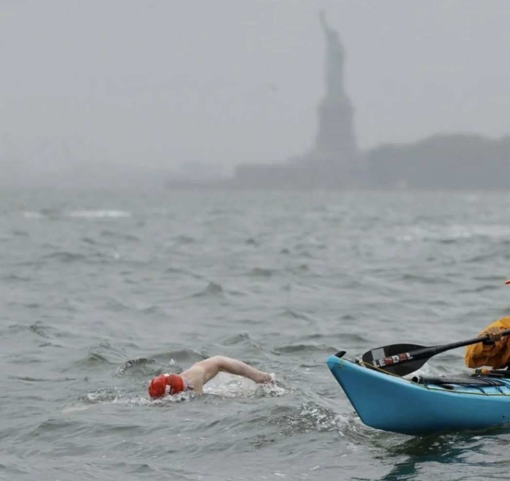 Swim Around Manhattan 2