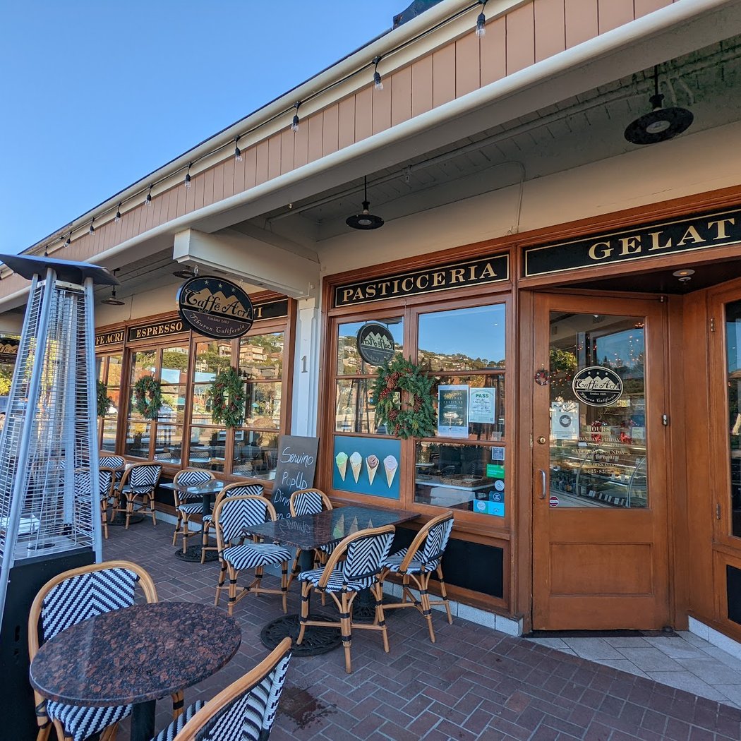 Main Street Tiburon 1